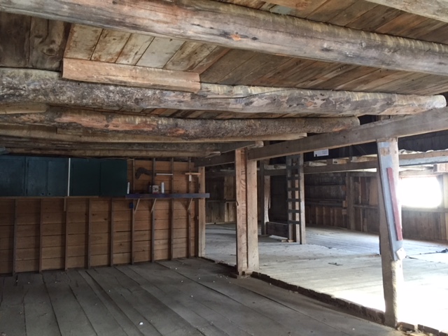 Luxury Barn Wedding Venue in Maine