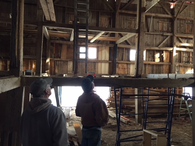 Luxury Barn Wedding Venue in Maine