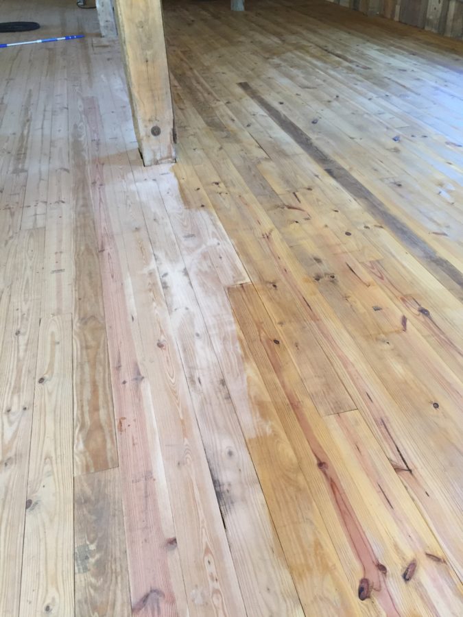 Luxury Barn Wedding Venue in Maine