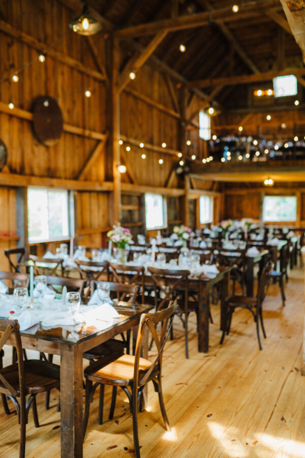 Luxury Barn Wedding Venue in Maine